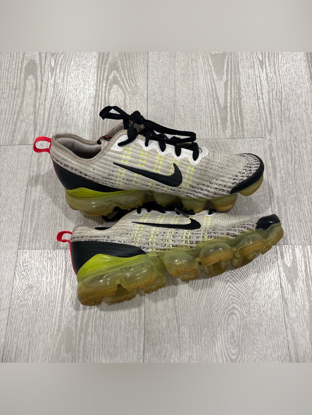 Nike Air VaporMax Flyknit 3 Light Cream Volt Black Running Shoes US 7.5
